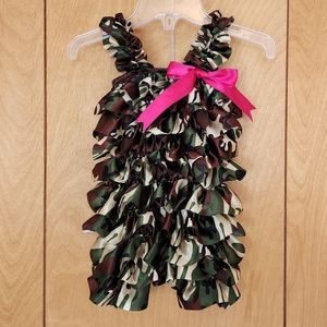 Kirei Sui camo romper with bow